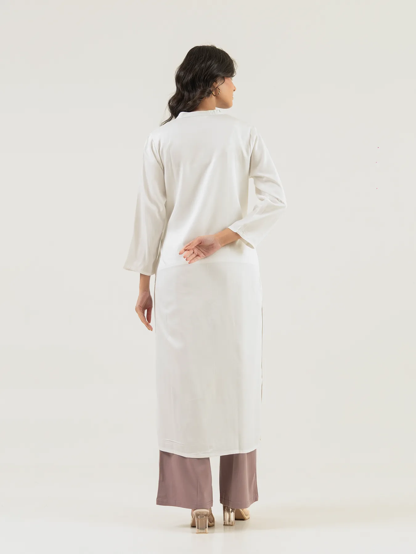 Women White Flowy Straight Long Kurta - Image 7