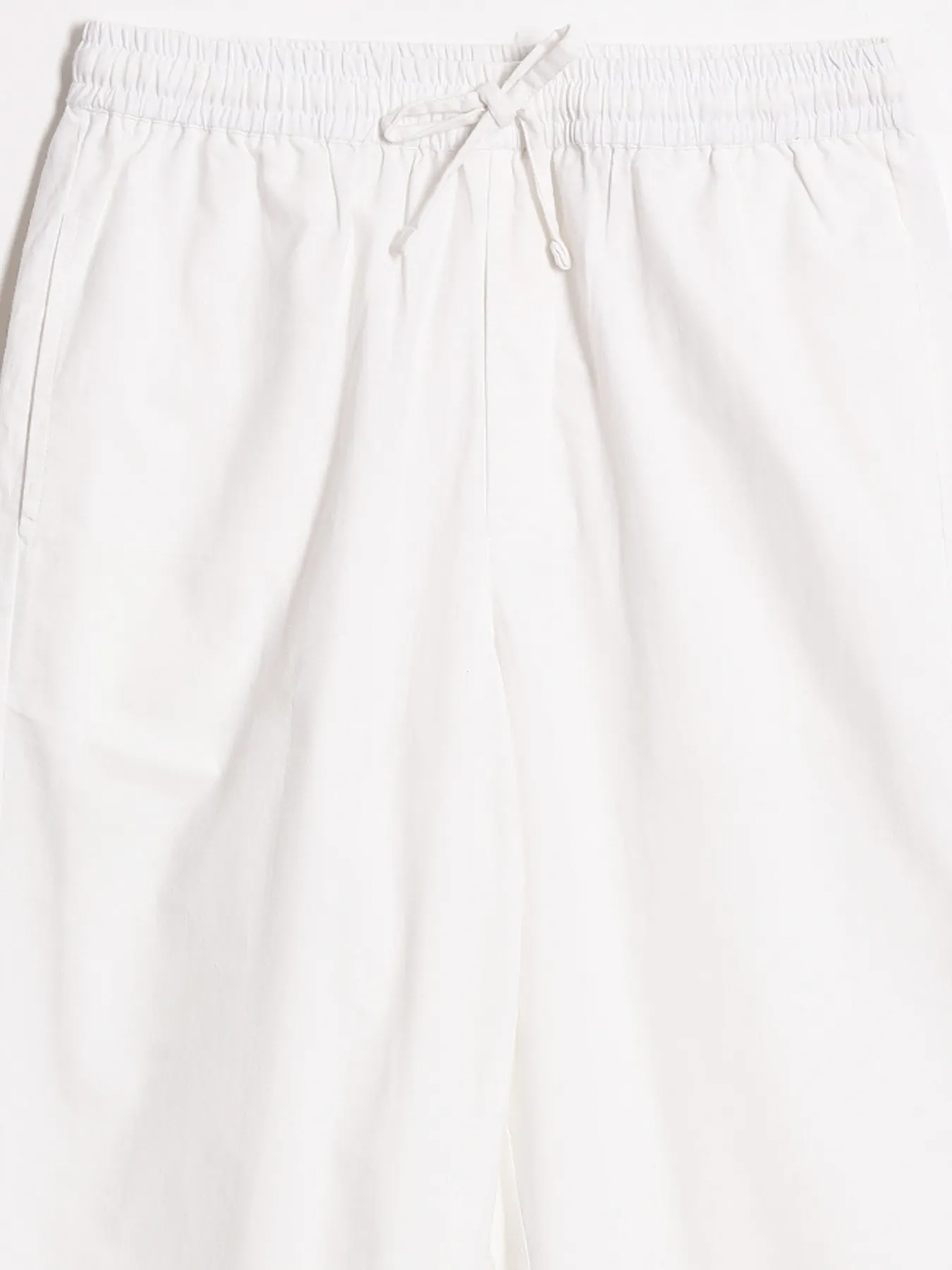Women White Cotton Straight Pant - Image 11