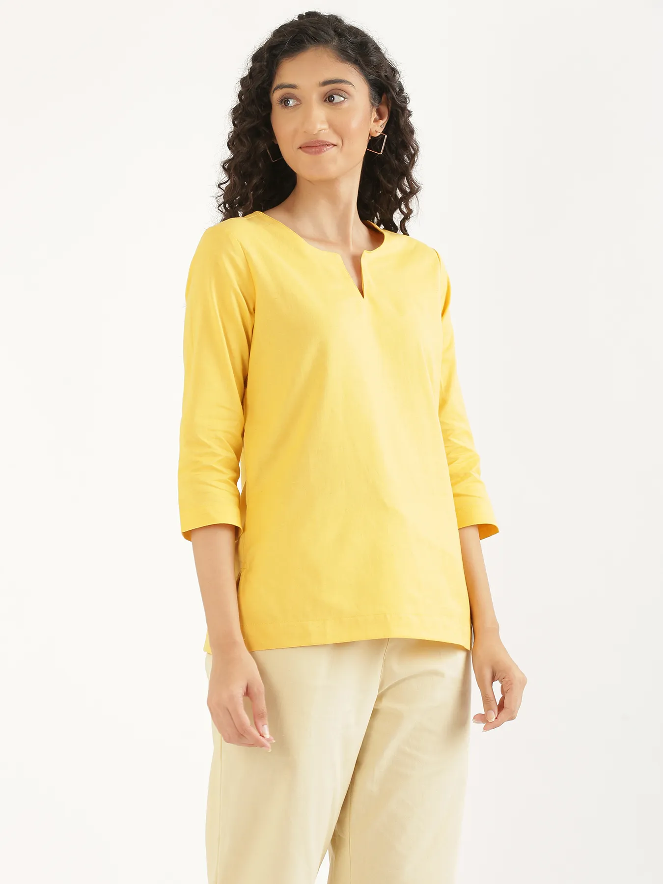 Women Yellow Airy Linen Split Neck Short Kurta - Image 11